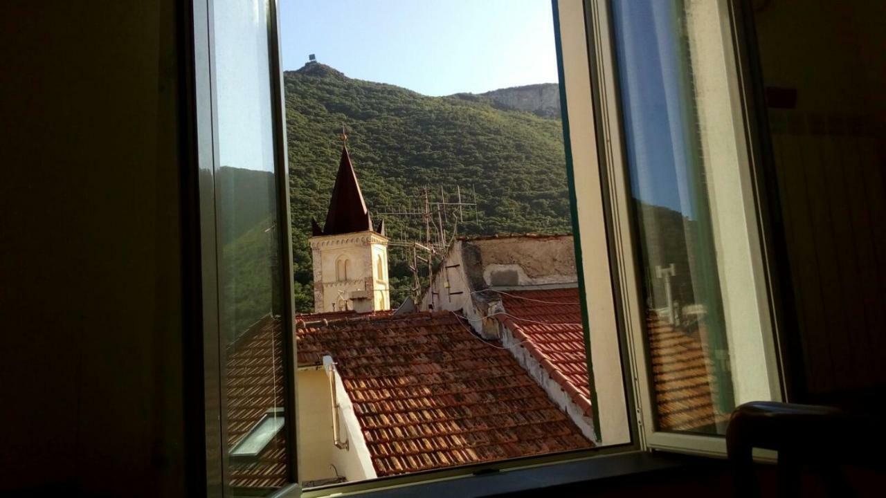 Casa Florine Apartment Finale Ligure Exterior photo